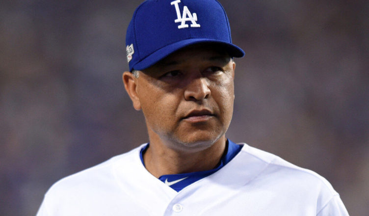 Dodgers: Analyst Doesn't See LA Parting Ways with Dave Roberts