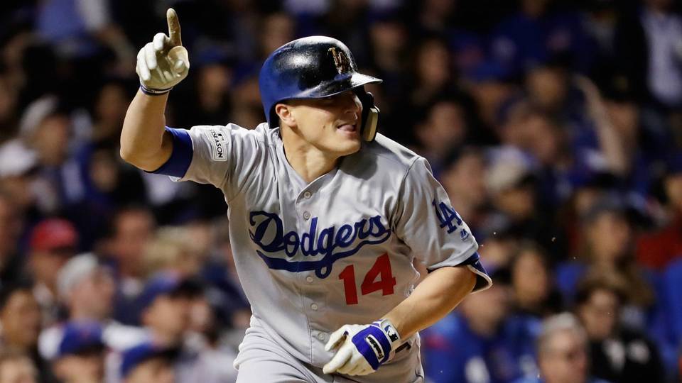 Enrique Hernandez begs Zack Greinke on Twitter to stay with the